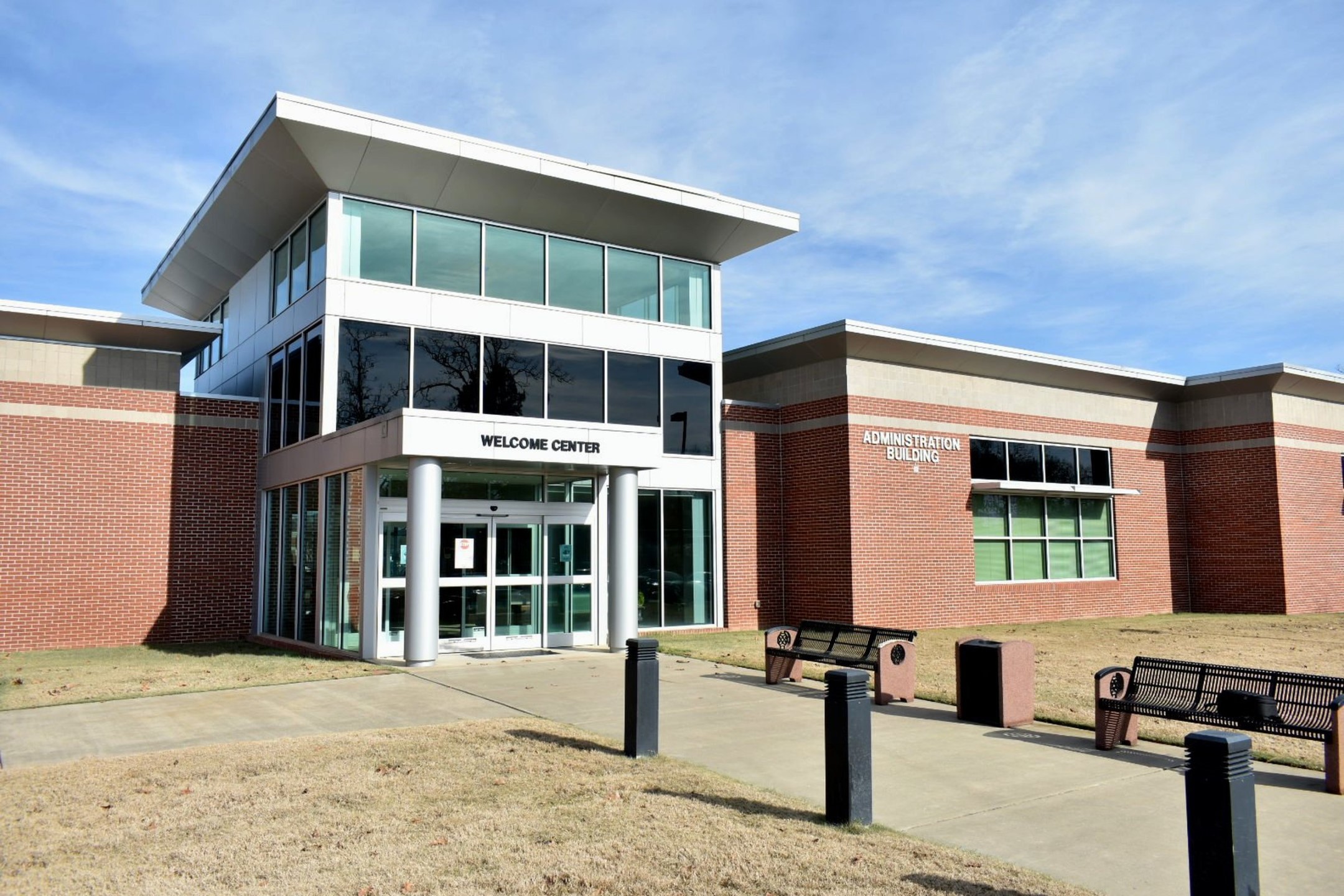 SEARK deal expands classes