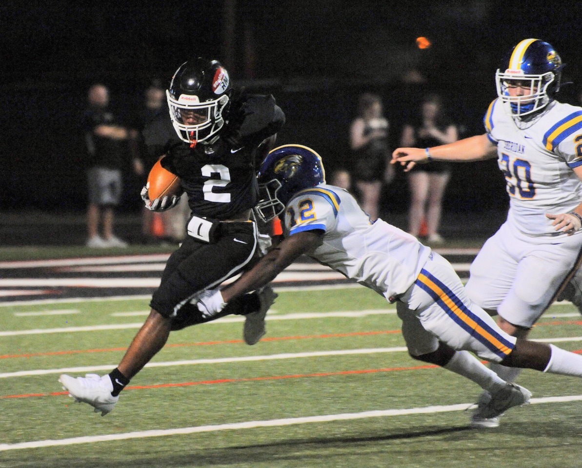 White Hall rallies for big rivalry win, 43-19 over Sheridan