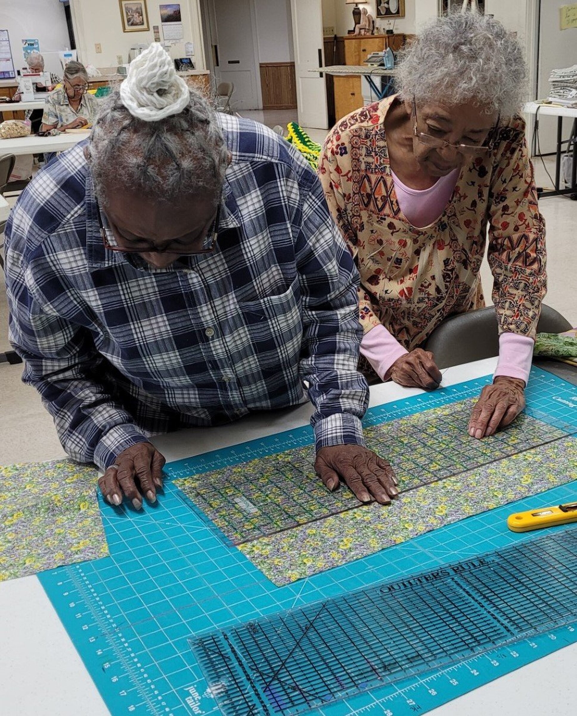 Club News: Grand Prairie quilters hold Sit ’n Sew