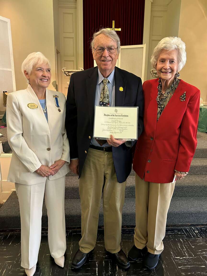 Historians get update on markers
