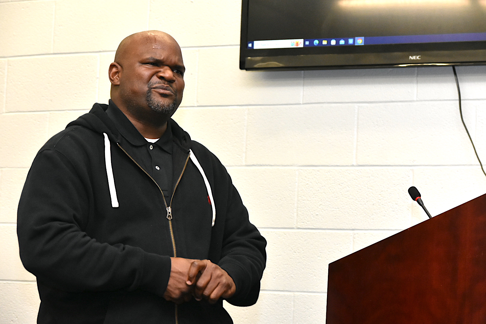 Pine Bluff Junior High School teacher, coach fired, accused of biting student