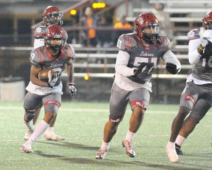 4 locals on all-star list in football