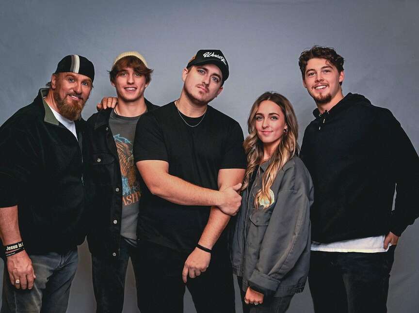 Song release by Kingsland band set