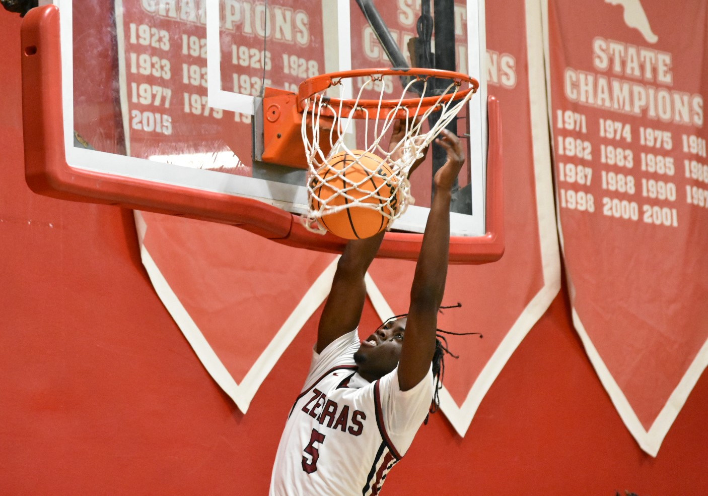 Pine Bluff boys, girls hoops split in big ways against Hot Springs