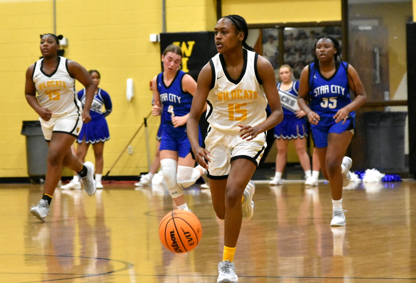 Watson Chapel girls clinch top-2 spot in conference with hoops win over Star City