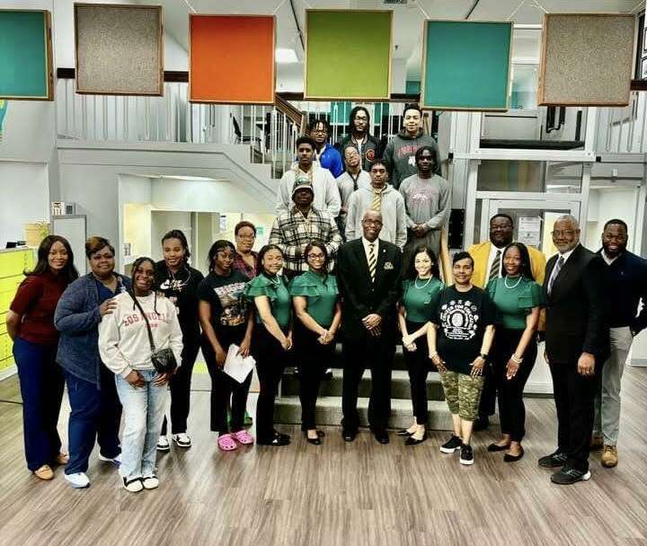 Judge gives advice to youth in downtown Pine Bluff