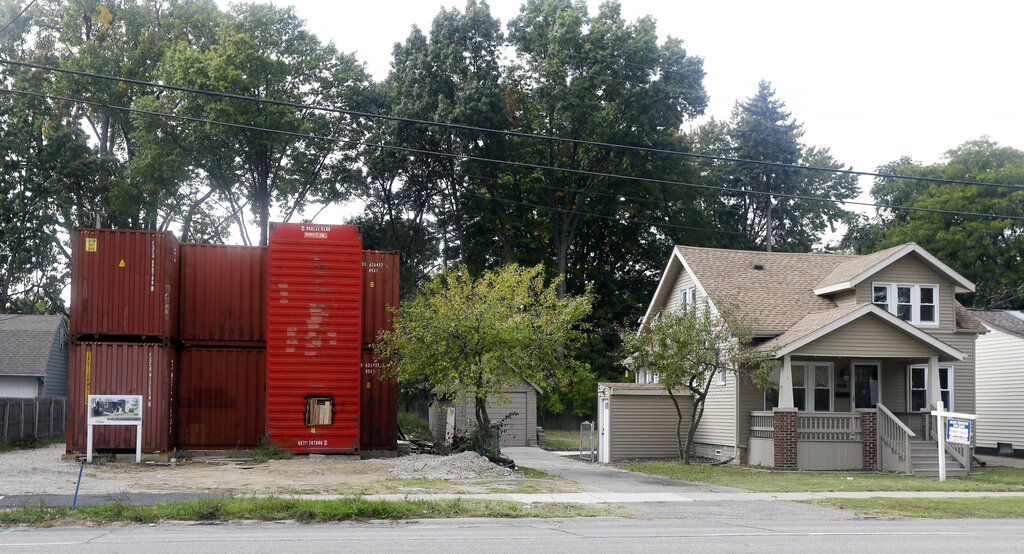 Leaders debate regulation of tiny homes in Pine Bluff