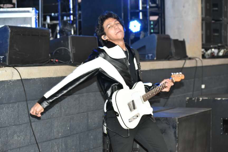 Despite delay, Riverfront Jazz Festival impresses