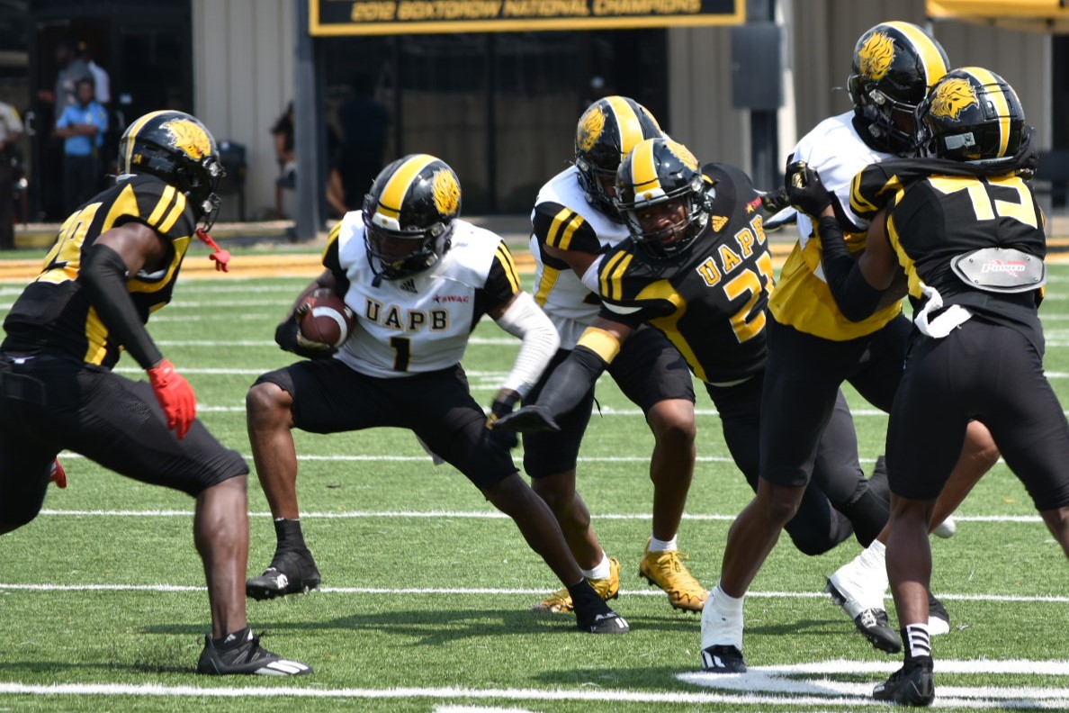 Defense carries day in Black-Gold game