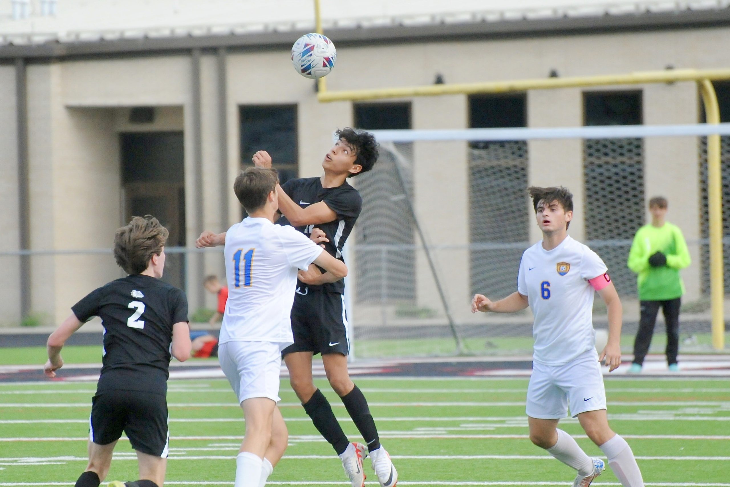 Bulldogs rally from 2-0 deficit, rout Sheridan