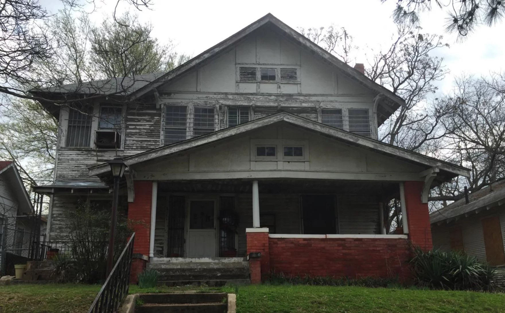 Little Rock tour includes historic location