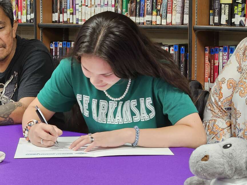 Watson Chapel’s Greenwade inks SEARK softball pact