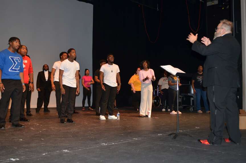 Jefferson County’s Jeter performs at Live@5