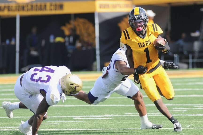 UAPB recruits transfer receivers