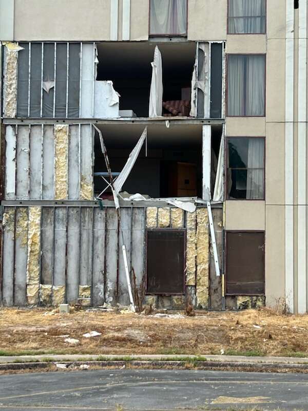 Ordinance to fund hotel endorsed by committee
