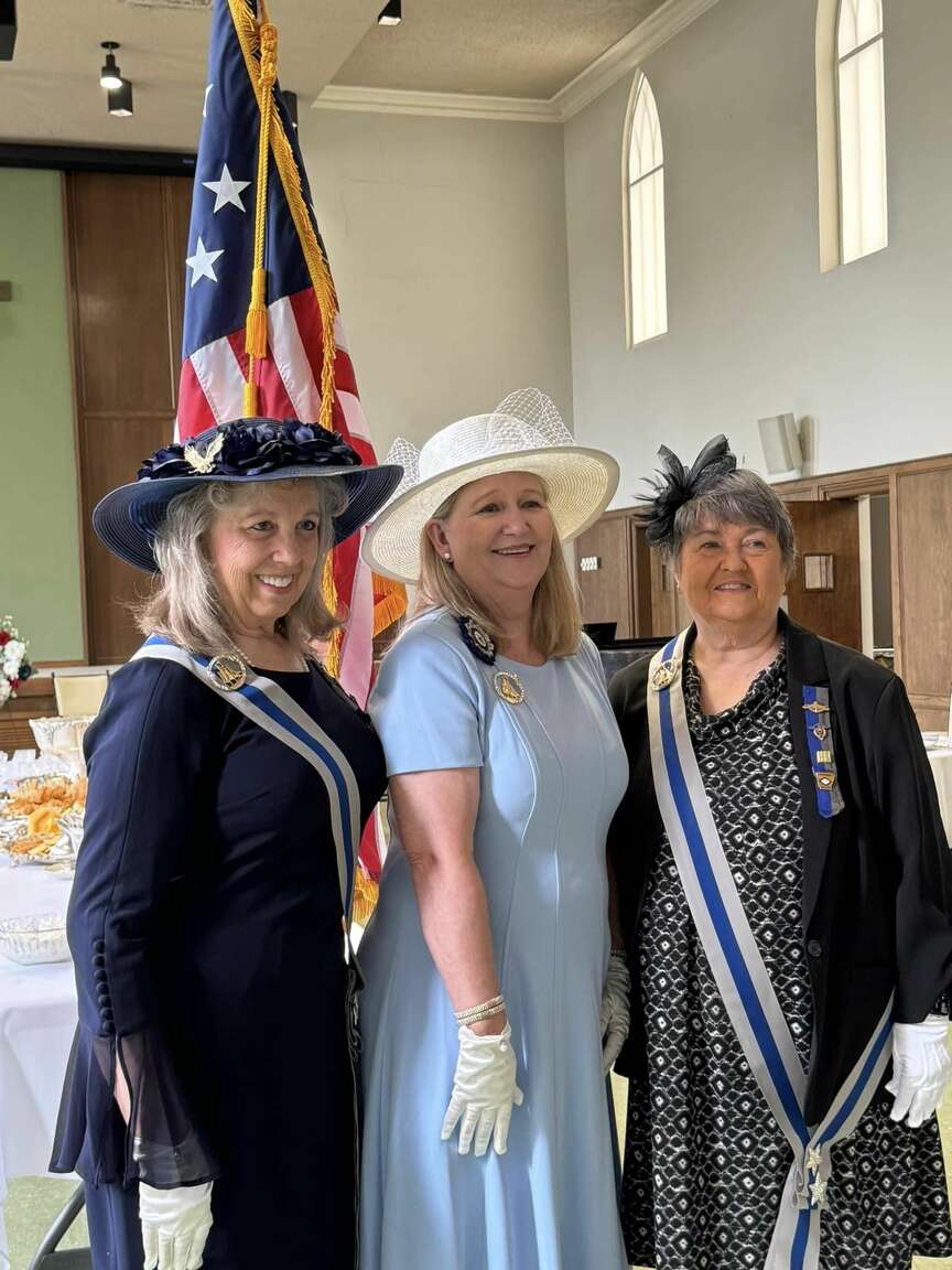 United Daughters of 1812 honors national officers from Pine Bluff