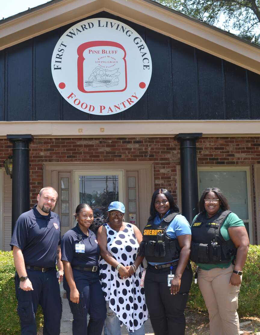 1st Ward Living Grace honors first responders