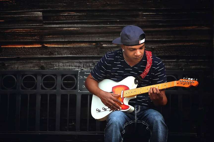 Garry Burnside to play in Pine Bluff