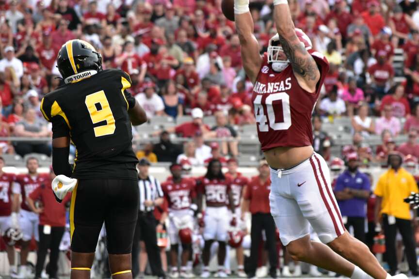Hogs rout UAPB Golden Lions 70-0 in season’s start