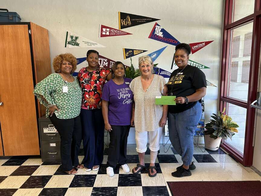 PBHS receives $1,000 gift
