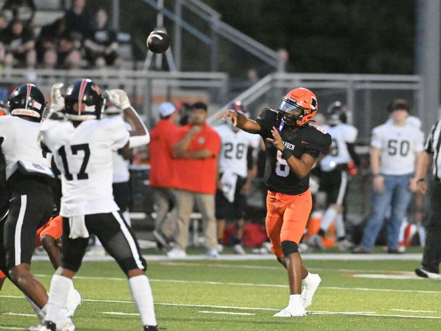 Warren wins at home, defeating White Hall