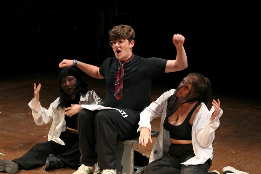 UALR student attends arts program