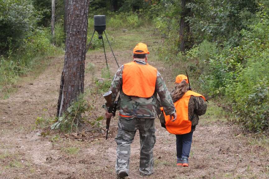 Rules for youth deer hunters