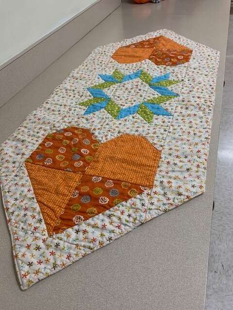 Quilting club has October meeting