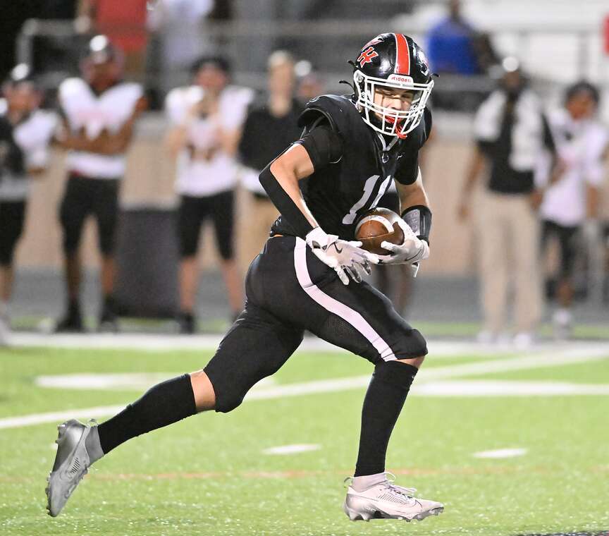 Bulldogs trounce Titans at 46-13