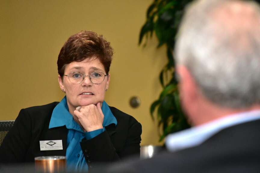SEARK board discusses plans for accreditation