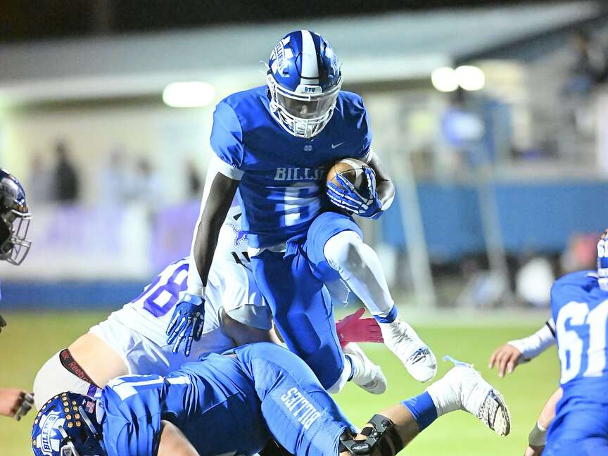 Accelus, defense lead Billies past Lions