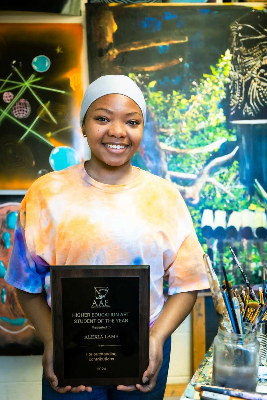 Art award bestowed to student