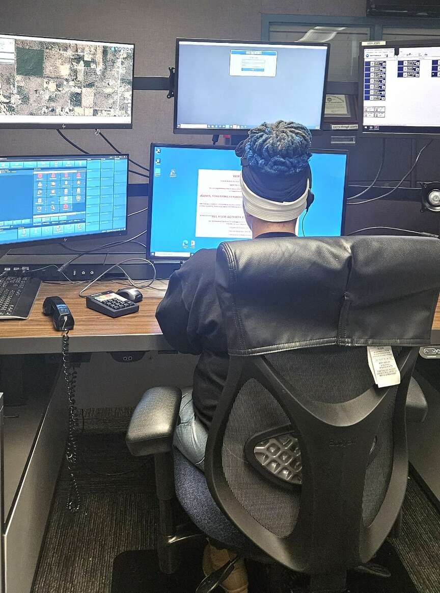 Stress starting to take a toll on Jefferson County 911 staff, director says