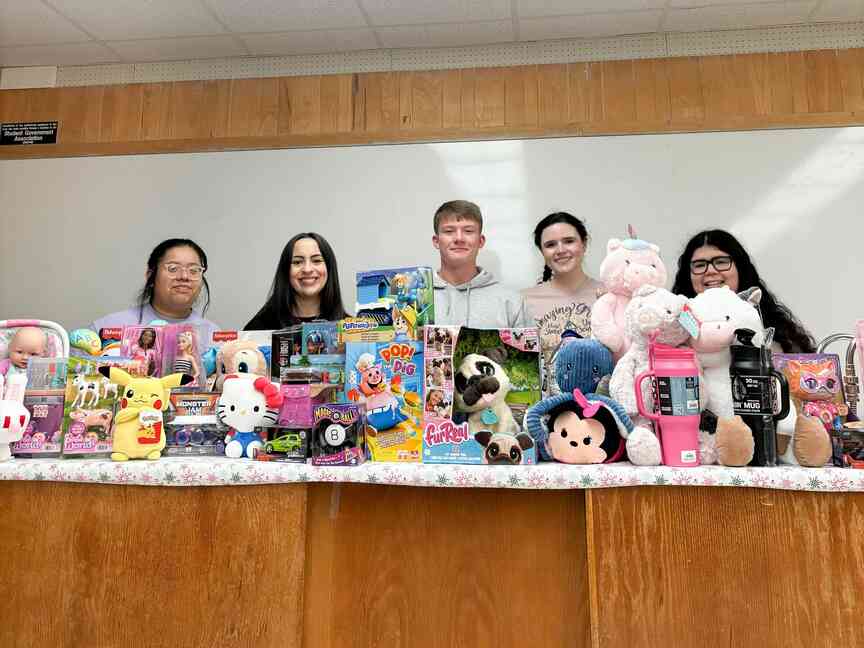 UAM clubs hold toy drives for hospital