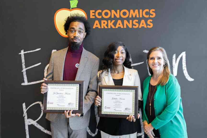Sibling team from UA-Monticello takes top honors at competition