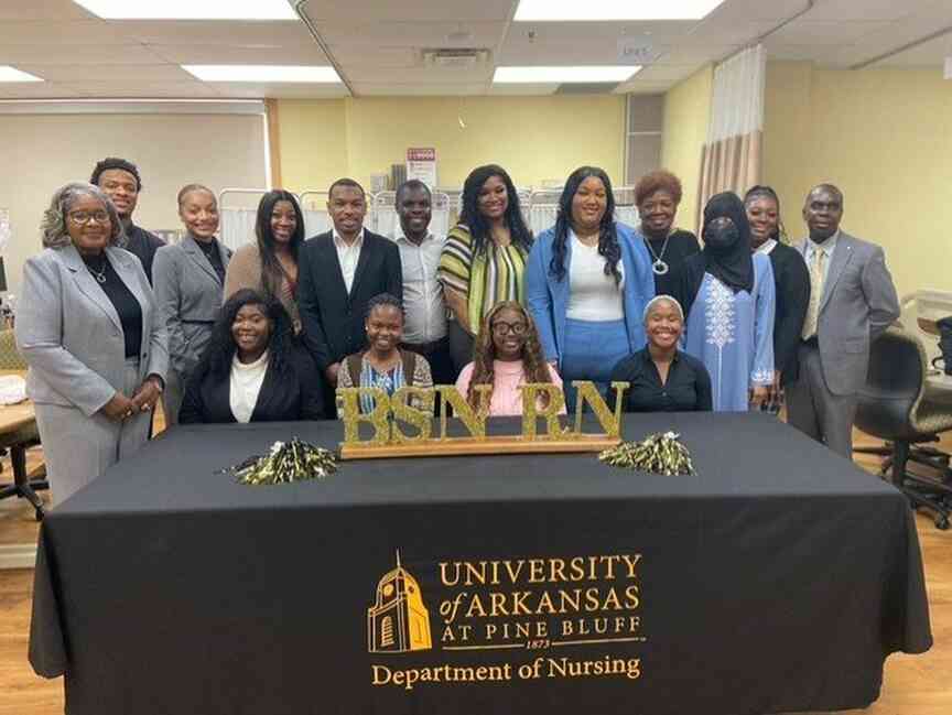 Nursing students awarded $4,000