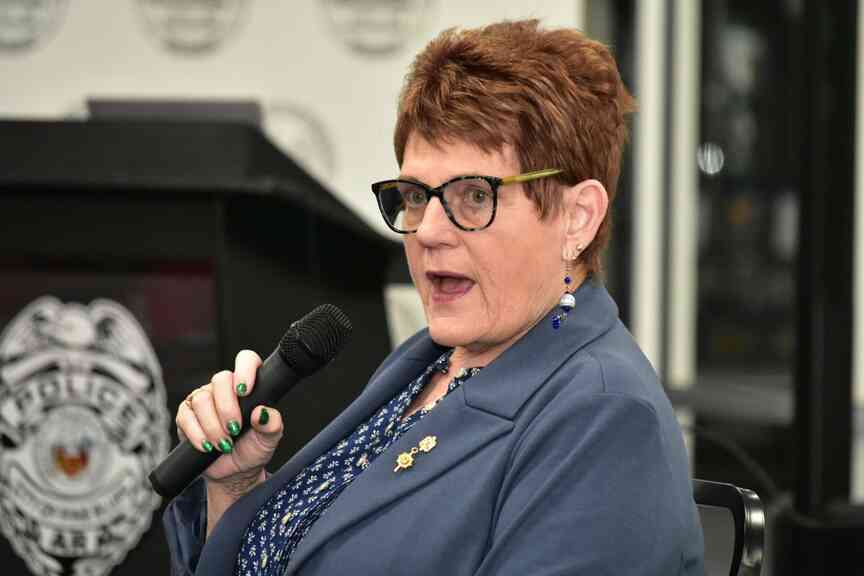 Training aims to curb gun violence