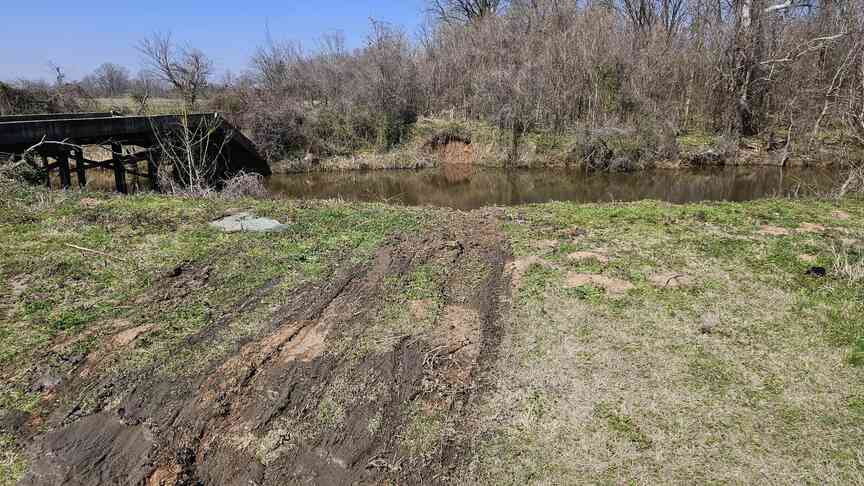 Car recovered from waterway