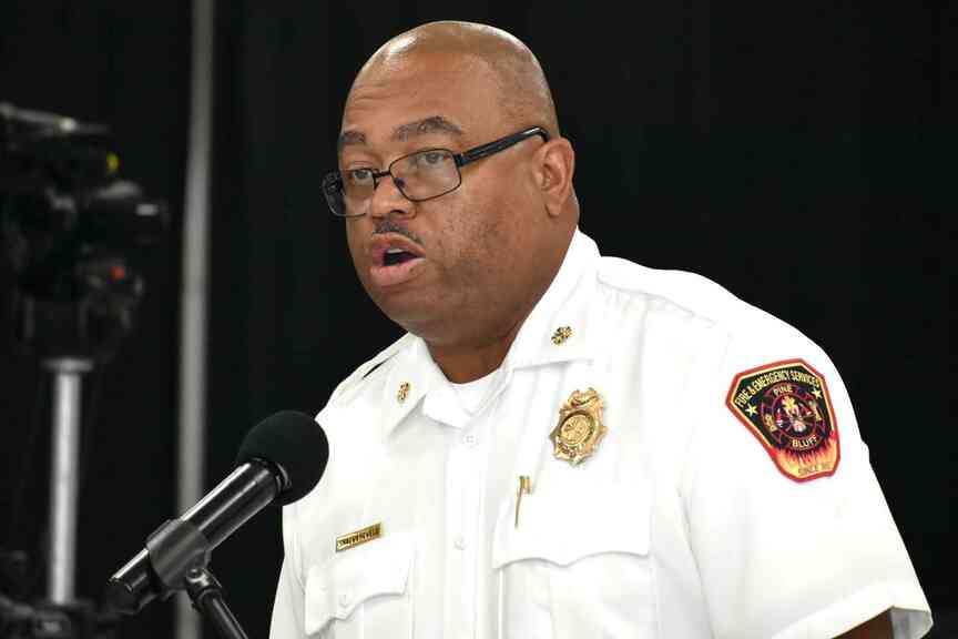 Pine Bluff’s fire chief set to retire effective April 2