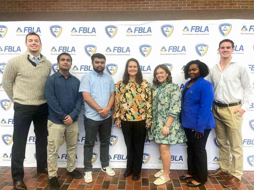 UA-Monticello students judge FBLA competition on campus