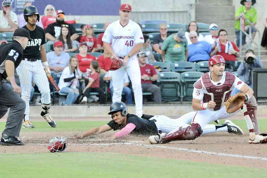 Golden Lions set to face No. 2-ranked Arkansas