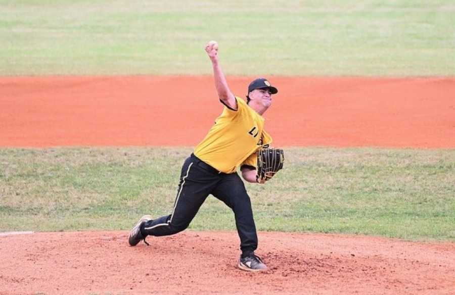 UAPB Golden Lions sweep Southern University Jaguars at home