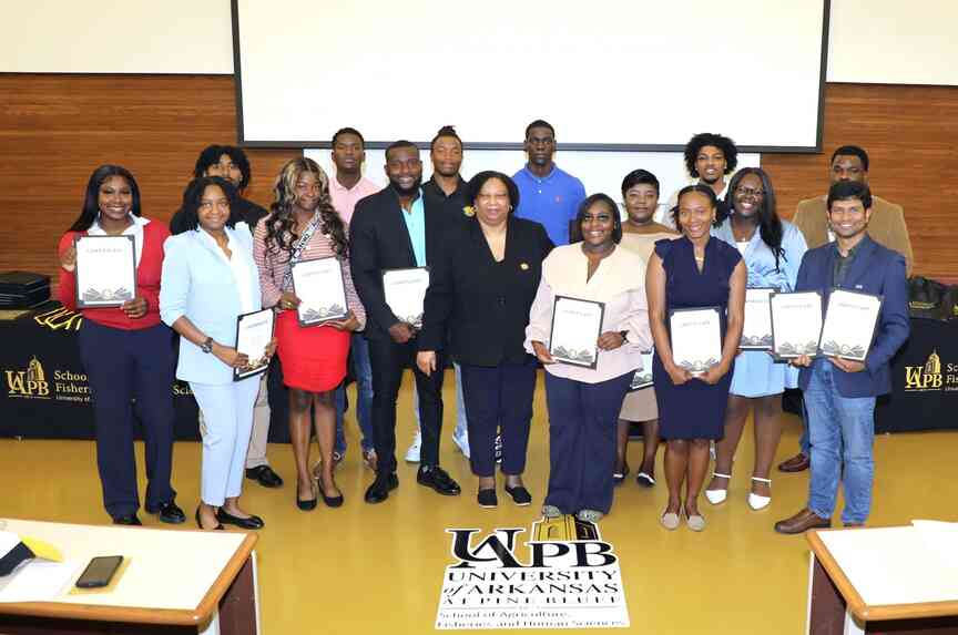 UAPB School of Agriculture, Fisheries and Human Sciences hosts luncheon to celebrate graduates