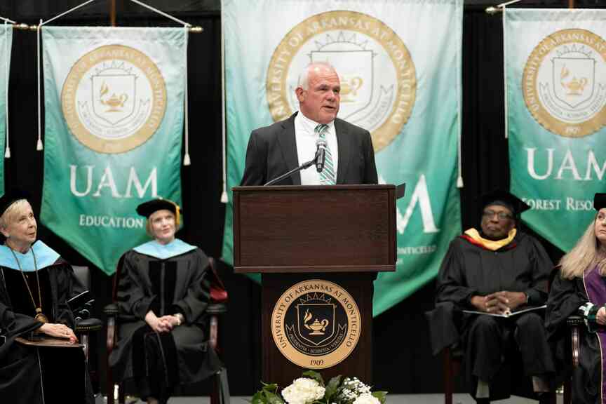 Kentucky Derby-winning owner honored as UAM’s Distinguished Alumnus