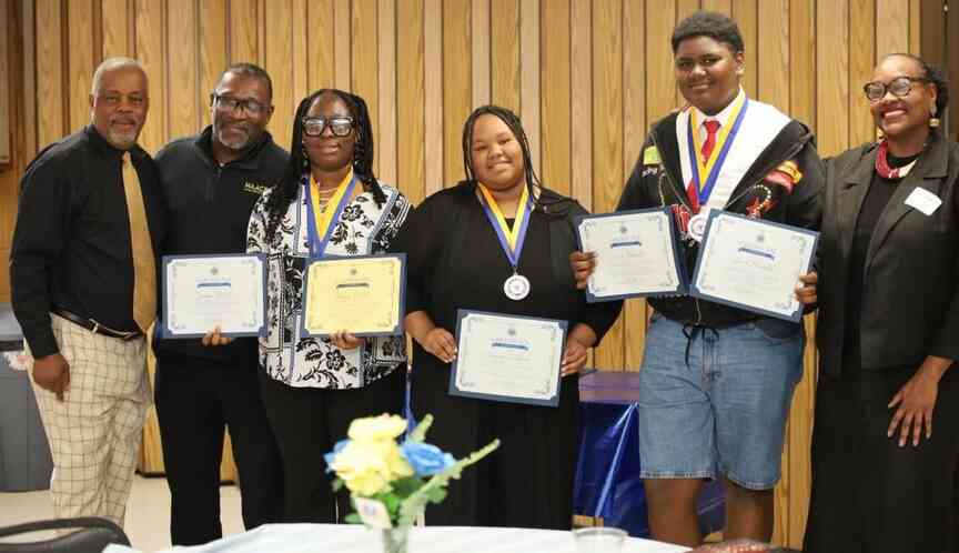 Joven Hamlet to sing at award show in N.C.