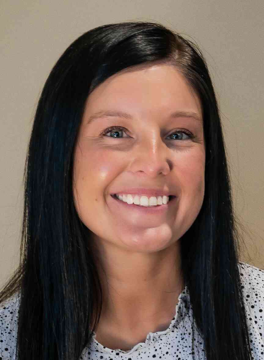 Keller joins Stone Bank as new teller