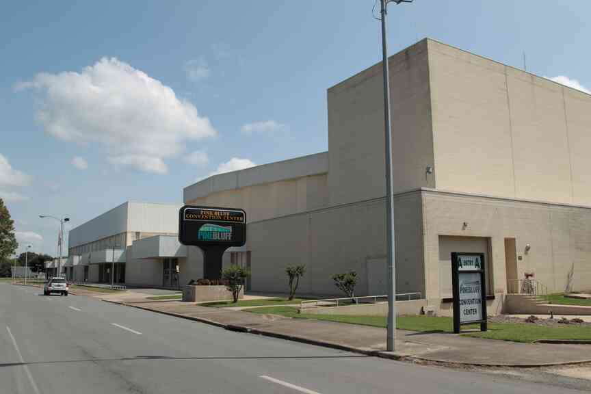 Commission mulls cuts for Convention Center