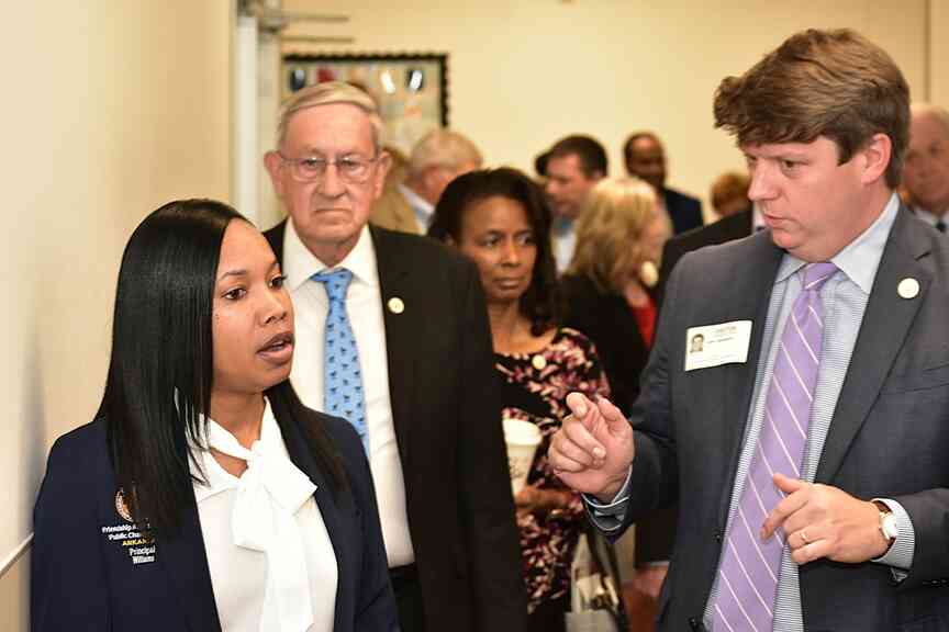 Joint state education committee meets in Pine Bluff, visits downtown school