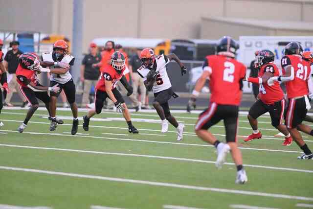 Slow start, multiple penalties drag White Hall Bulldogs in 28-14 loss