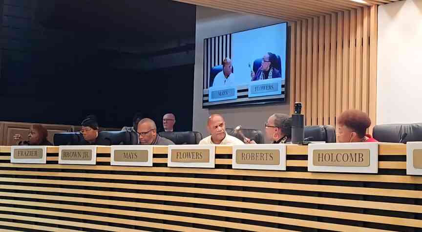 Waste services proposal pulled in council meeting